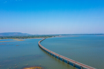 Floating train on Pa Sak Cholasit Dam is the unseen trip in Lopburi : Thailand