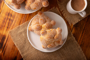 Pan de Muerto. Typical Mexican sweet bread that is consumed in the season of the day of the dead. It is a main element in the altars and offerings in the festivity of the day of the dead.