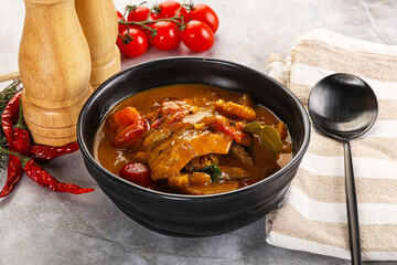 Yellow Thai curry with beef