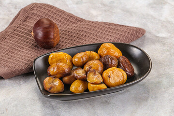 Roasted sweet natural organic shestnut