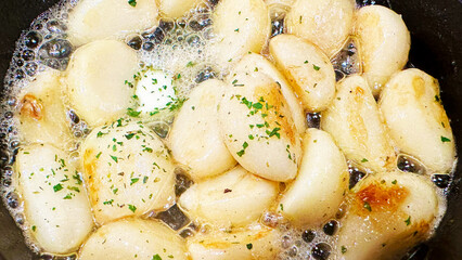 にんにくの素揚げ