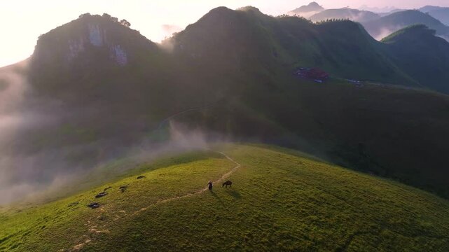 Blue sky and fresh morning. A peaceful, refreshing feeling. View of the hills surrounding Ba Quang, Ha Lang district, Cao Bang province, Vietnam