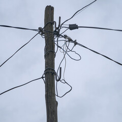 Electric pole with unorganized wires