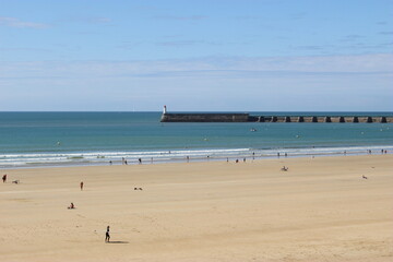 Les Sables d'Olonne : la grande plage en fin de saison