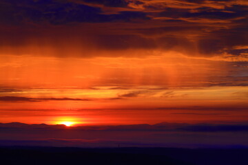 Obraz premium 岩手県奥州市 夜明けの風景