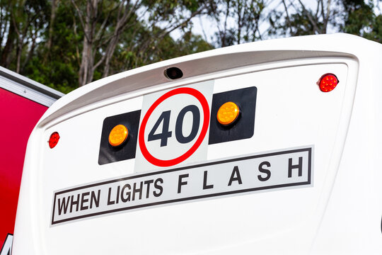 40 when lights flash sign on back of bus