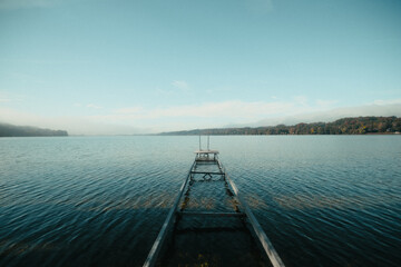 Obraz premium Sonniger see mit steg