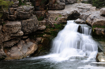 Ballikayalar Waterfalls, located in Gebze, Turkey, are deep in the canyon. There are 2 large waterfalls throughout the canyon.
