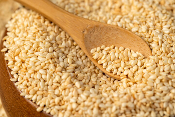 white sesame seeds for use in cooking
