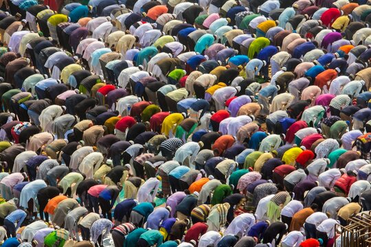 Colorful  waves in the city during second islamic congregation/ijtema in Bangladesh.
The Bishwa Ijtema is an annual gathering of Muslims in Tongi, by the banks of the River Turag.