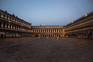 Fototapeta premium San Marco Place in Venice at the sunrise