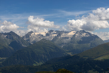 Fototapeta premium landscape in the swiss mountains