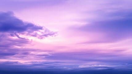 Fototapeta premium Enigmatic Purple Skies Under Nightfall