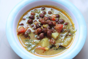 Kala chana masala, Indian-style black chickpea curry