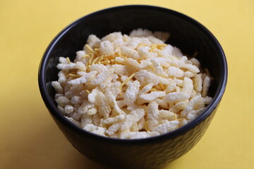 Puffed rice mixture, namkeen diet chiwda, Indian snack