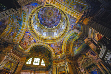Fototapeta premium Cattedrale Metropolitana di Santa Maria Assunta better known as Duomo di Napoli, the Reale Cappella del Tesoro di San Gennaro, the ceiling