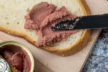 liver pasta on a bread