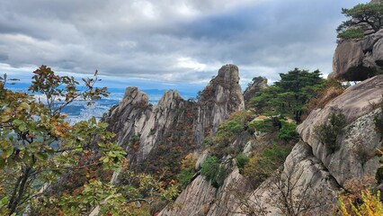 autumn landscapes. Image of autumn scenery of Dobongsan Mountain near Seoul, Korea. Hiking in Dobosan National Park. korea mountains. trekking. korean landscapes. bukhansan national park.