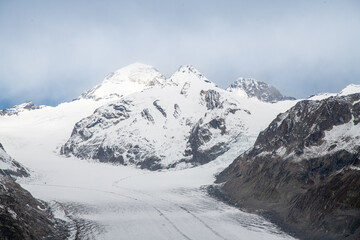Obraz premium Le grand glacier d'Aletsch avec le monch, l'Eiger et le Jungfraujoch