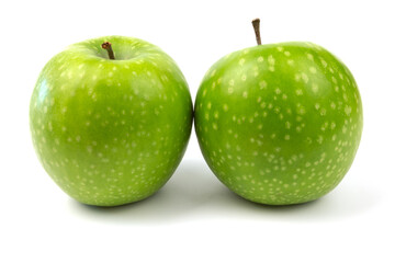 pommes verte Granny, en gros plan, isolées sur un fond blanc