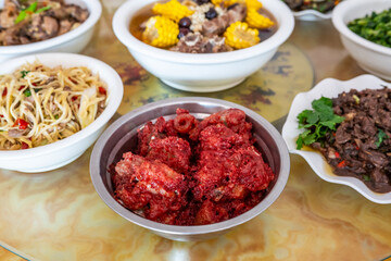 Hunan home-cooked dish: Steamed pork with red flour