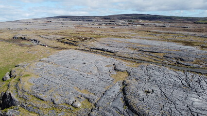 Luftaufnahme Burren in Irland im März
