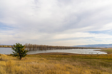 Scenic Fall landscape in Chatfield State Park in Littleton, Colorado