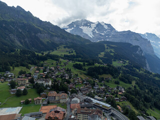 Fototapeta premium Swiss Paradise: Aerial Perspective of Lauterbrunnen