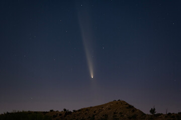 A bright comet in the evening sky © jn14productions