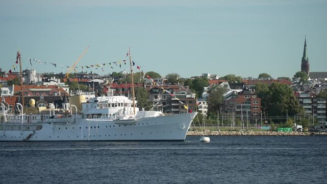 View of Oslo city skyline from the Fram Museum on a sunny day, Bygdoy, Oslo, Norway, Scandinavia, Europe