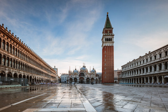St Mark's square at sunrise, Venice, Veneto, Italy