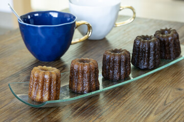 Canelés de Bordeaux	
