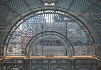 Complex archway window