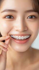 Obraz premium 現代の歯の健康と美しさのための透明な矯正器具で自信に満ちた笑顔を