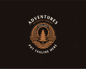 Fototapeta premium Set bundle badge mountain wild adventure outdoor logo template