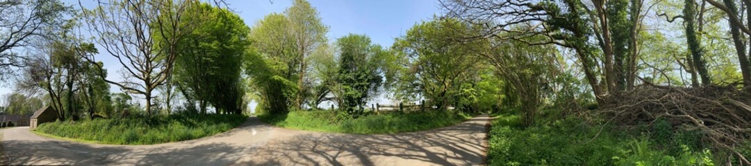 La campagne au printemps à Briec en Bretagne Cornouailles	