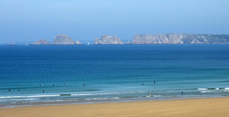 Côte et plage de La Palue  dans la presqu'ile de Crozon en Bretagne Finistère France	