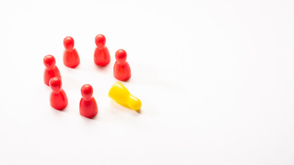 falling yellow in seven team