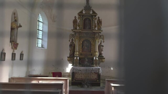 Katholische Bergkapelle Maria Hilf im Valepp Gemarkung des Marktes Schliersee in Bayern, Deutschland. Beautiful and unique Maria Hilf chapel in Valepp in Bavaria, Germany. Catholic mountain chapel. 