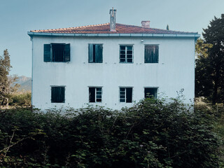 old house in the city