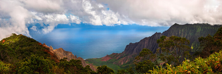 High resolution detail panorama of Kalalau lookout above the Napali coast cliffs on Kauai island, Hawaii