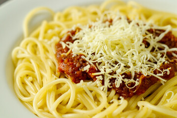 Spaghetti with Meat Sauce and Cheese