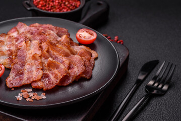 Delicious crispy bacon grilled with salt and spices