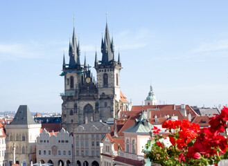 Obraz premium Stunning View of Landmark in Prague's Old Town Square