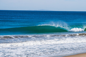 crashing waves 
