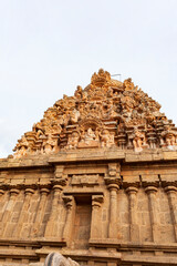 Célèbre pour son histoire artistique
Tanjore Pratheeswaran temple