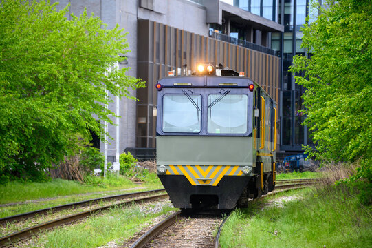 Work MOW Train in Action: Maintaining Philadelphia&rsquo;s Rail Infrastructure