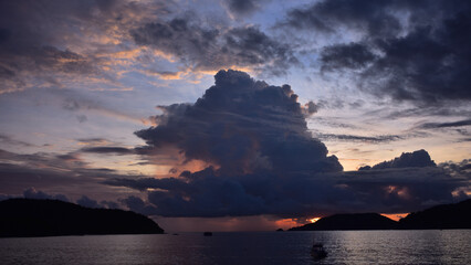 Atardecer en bahia de Zihuatanejo..