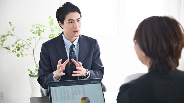Career counseling, interviewing and job interviews, self-introductions, coaching and consulting business image video
