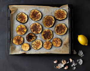 sliced aubergines with garlic and lemon